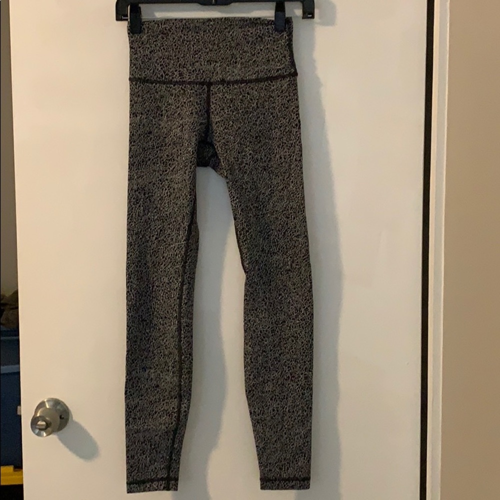 Lululemon Wunder Under Leggings